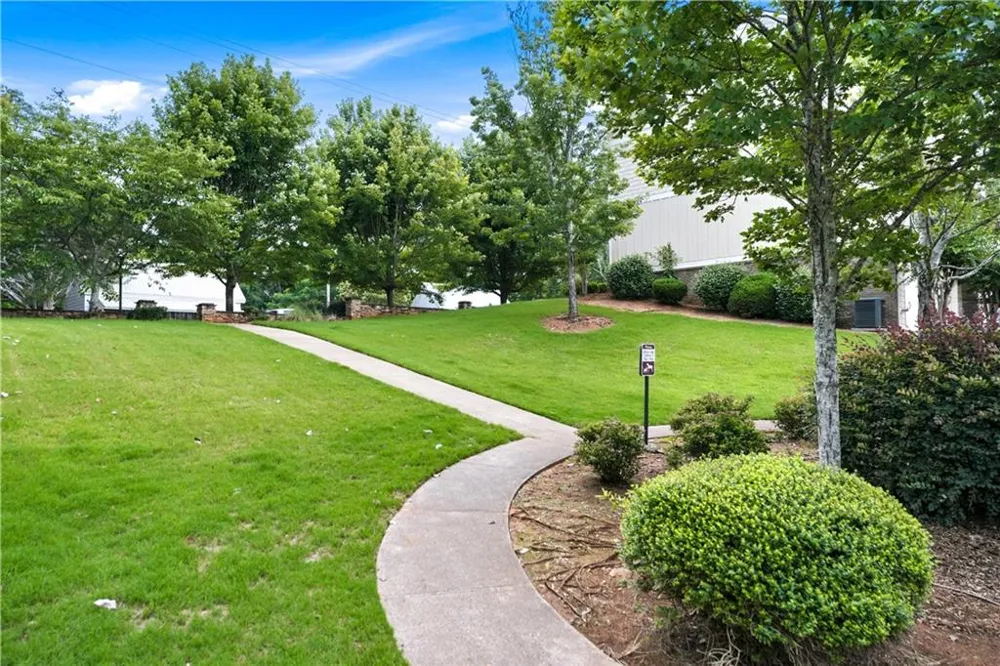 211 Oconee River Circle Athens, GA 30605