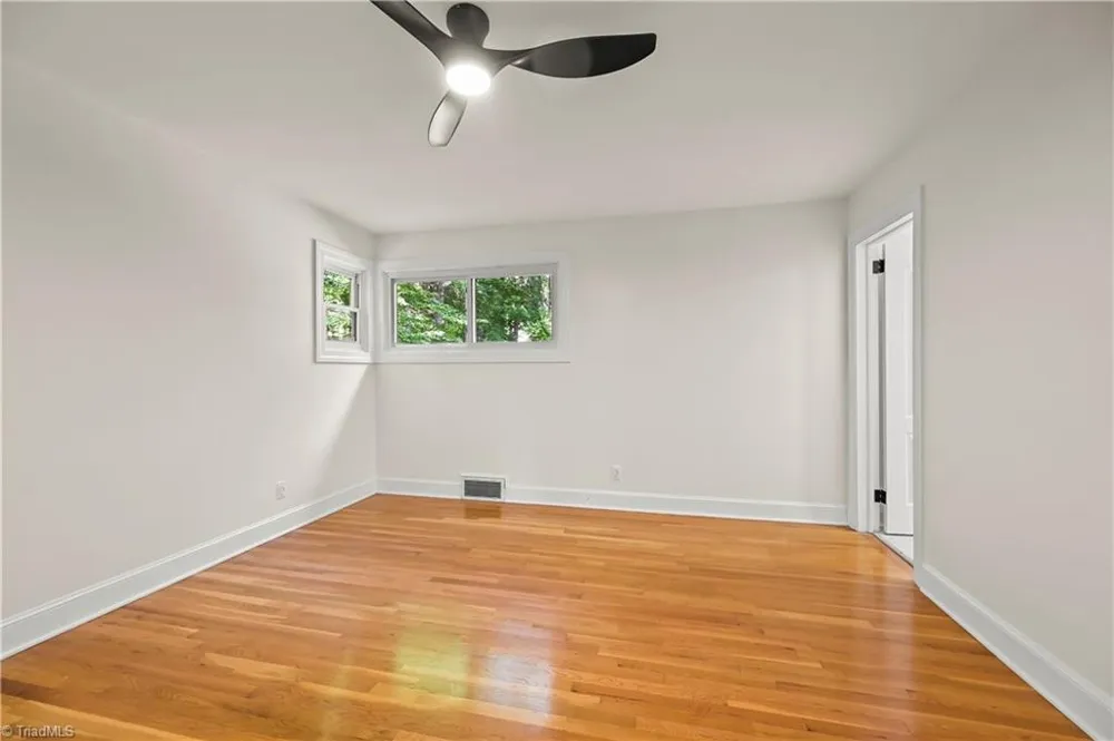 3245 Springside Drive Clemmons, NC 27012