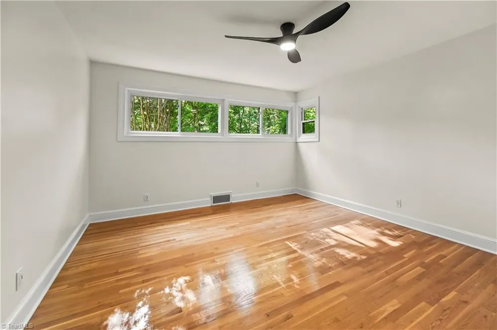 3245 Springside Drive Clemmons, NC 27012