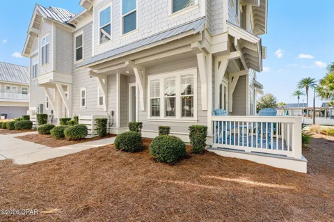 11 E Pine Lands Loop #B