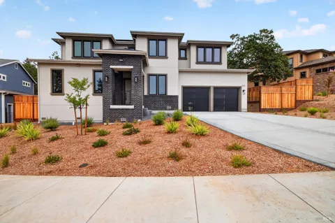 1913 Carlile Place
