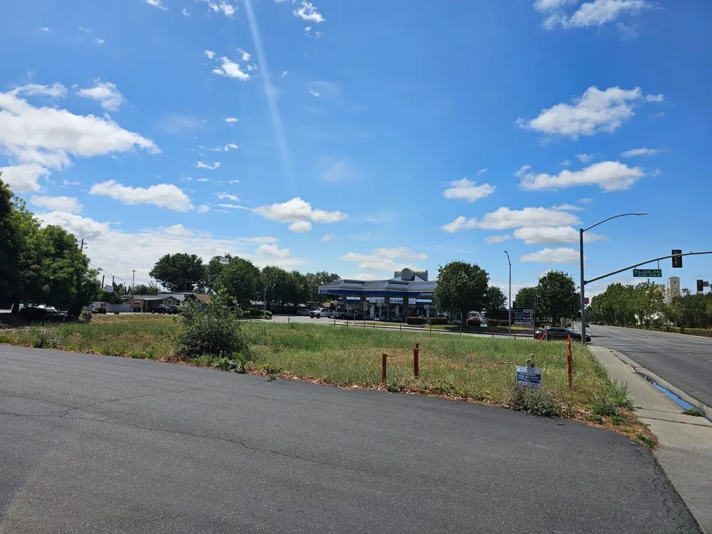 845 East Street Woodland, CA 95776