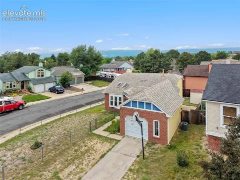4376 Neal Court