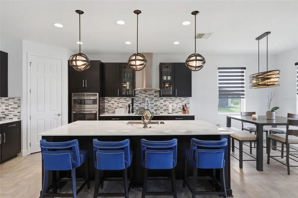 9410 LISBON STREET Seffner, FL 33584