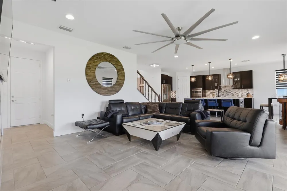 9410 LISBON STREET Seffner, FL 33584