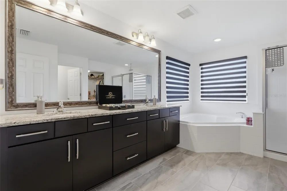 9410 LISBON STREET Seffner, FL 33584