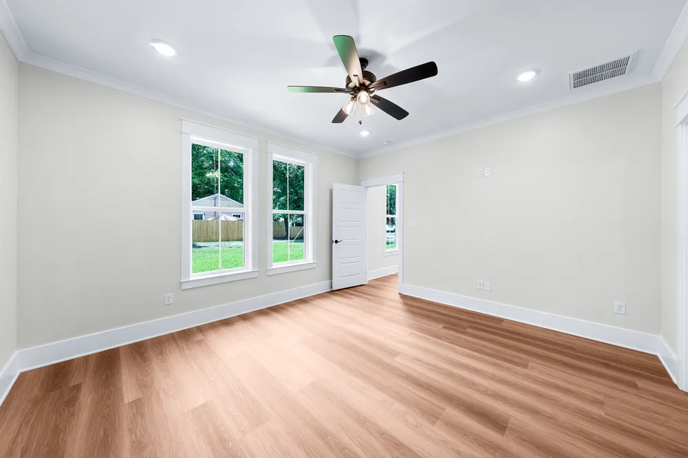 213 Turman Street Mineola, TX 75773