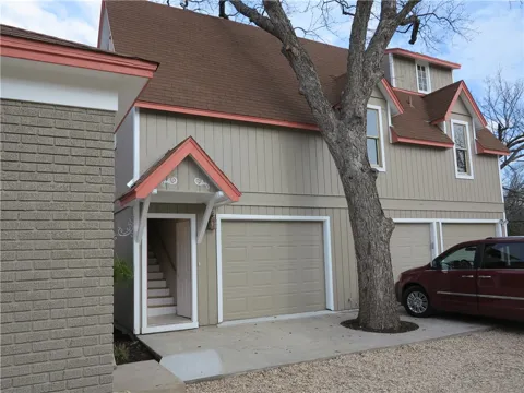 310 W University Avenue #B