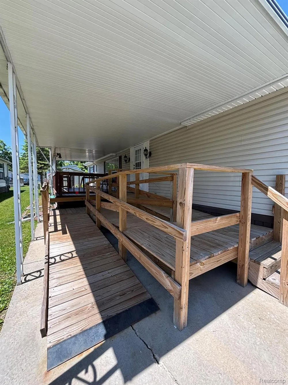 46 Bellwood Swartz Creek City, MI 48473