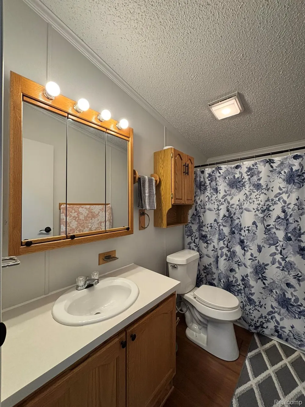 46 Bellwood Swartz Creek City, MI 48473