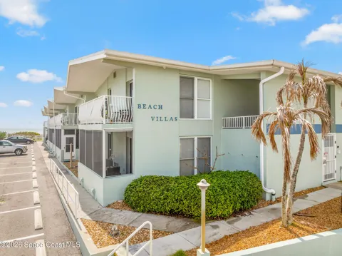 2625 S Atlantic Avenue #4