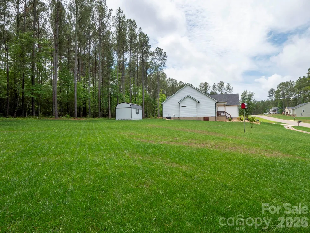 7051 Sparrow Lane Vale, NC 28168