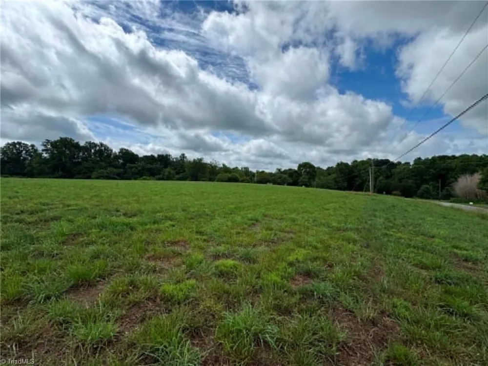 001 Poplar Springs Road Elkin, NC 28621