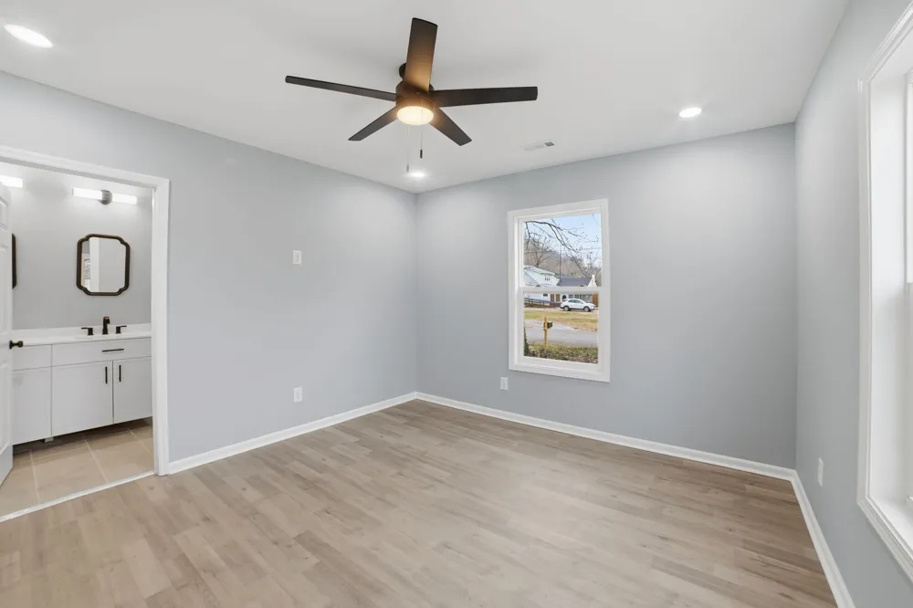 104 Fairground Dr Waverly, TN 37185