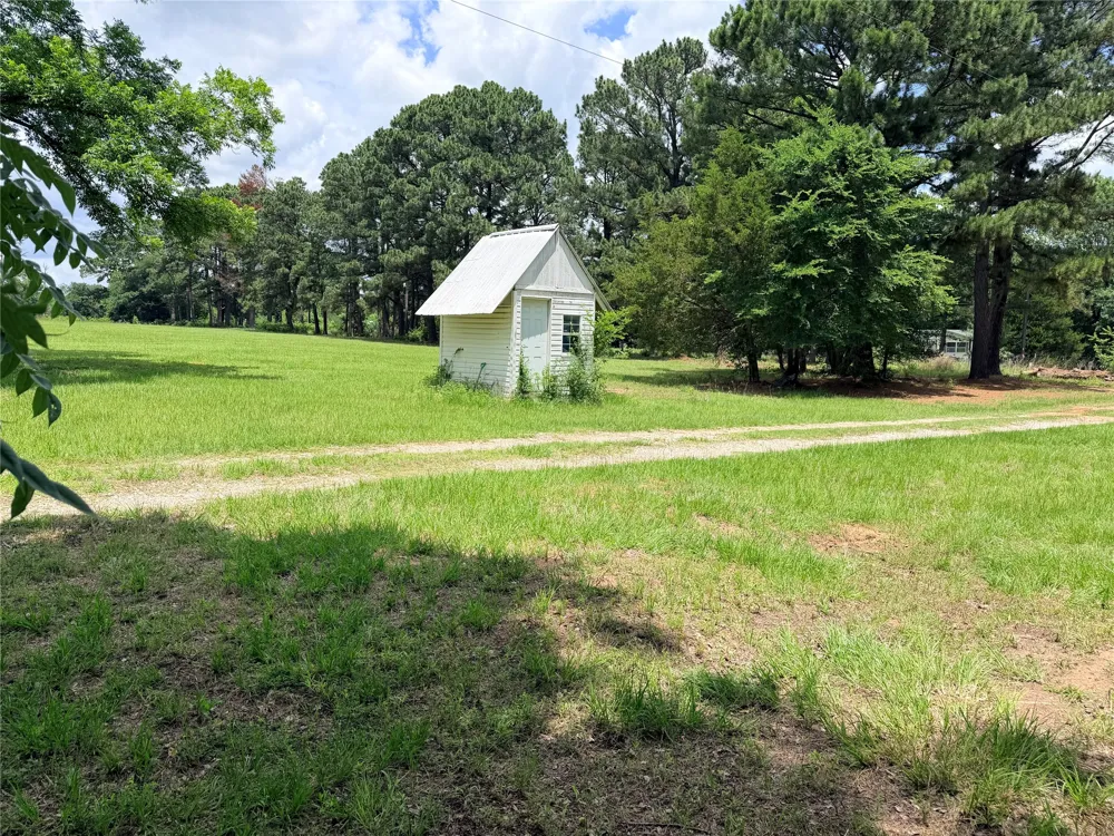 1468 VZ County Road 4207 Canton, TX 75103