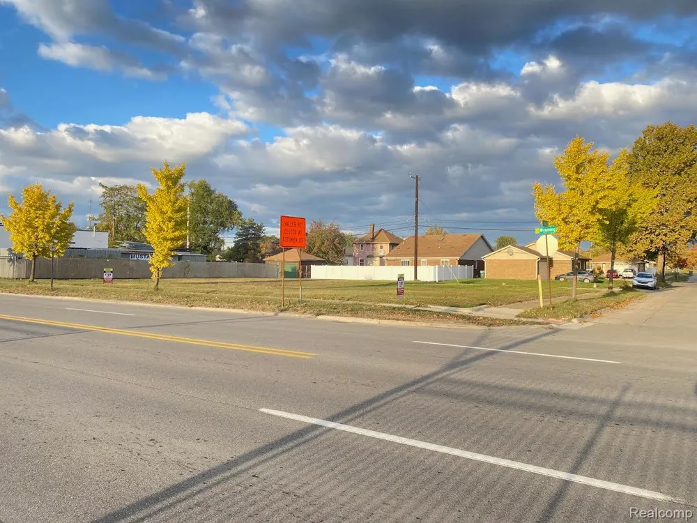 3230 Wyoming Street Dearborn City, MI 48120