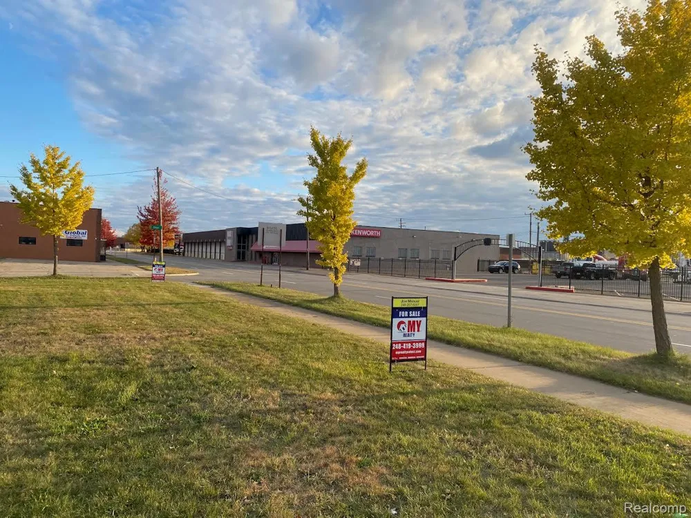 3230 Wyoming Street Dearborn City, MI 48120