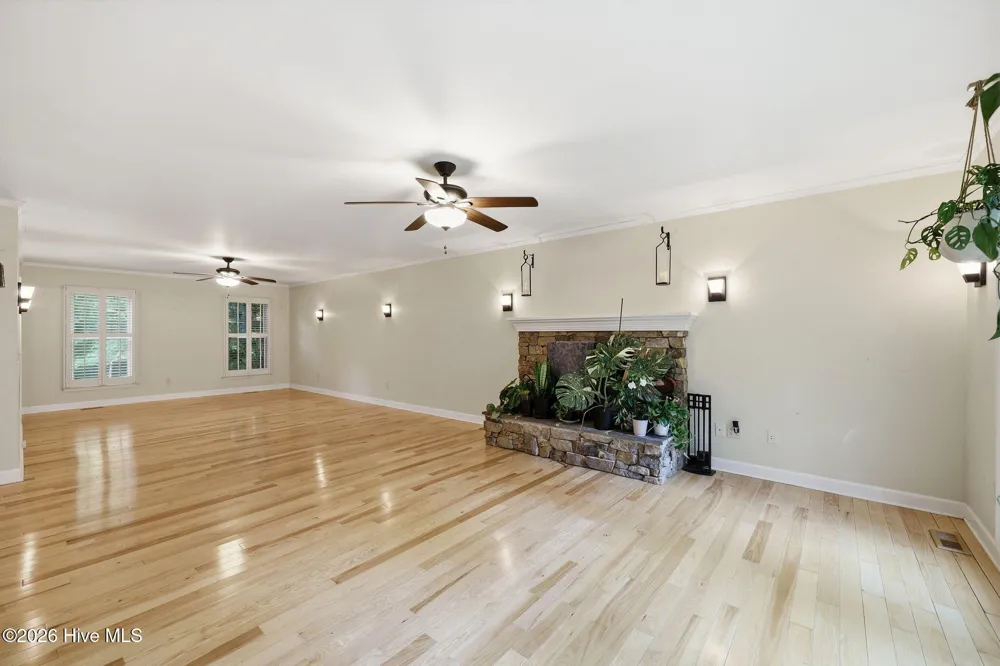 1003 Scenic Drive Graham, NC 27253