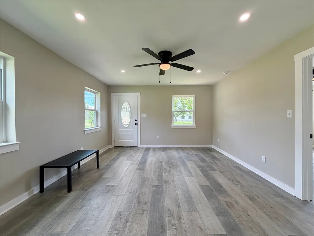 615 Smith Circle Point, TX 75472