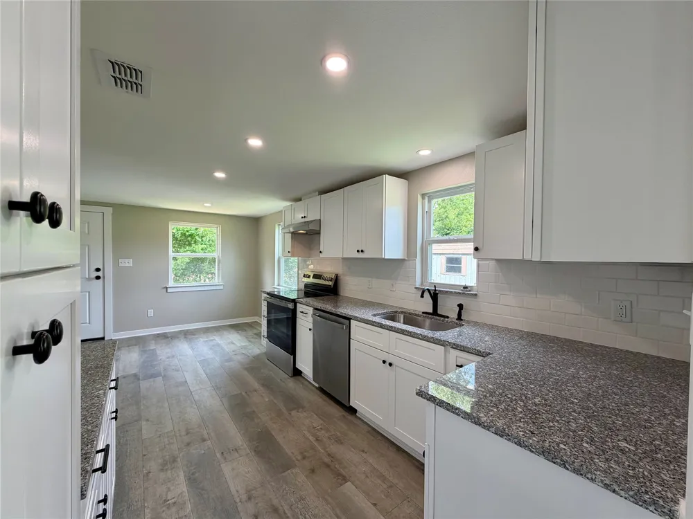 615 Smith Circle Point, TX 75472