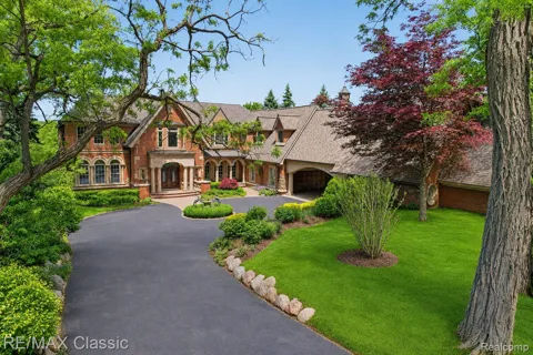 2360 Private Drive