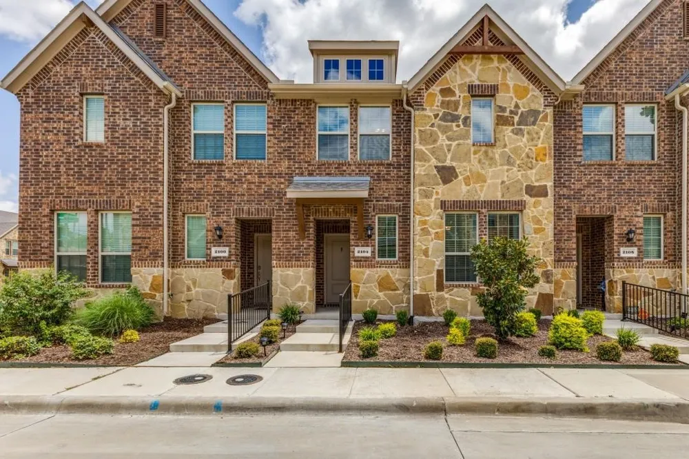 2104 Steer Creek Place Mesquite, TX 75149