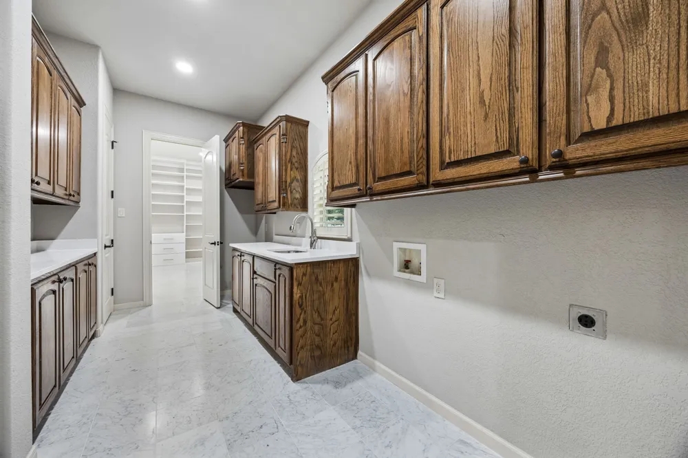 2101 Miracle Point Drive Southlake, TX 76092