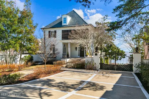 133 Overlook Pointe Drive