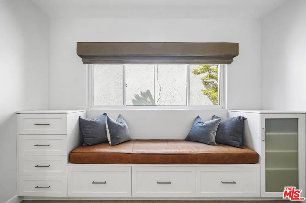 18101 COASTLINE DRIVE Malibu, CA 90265