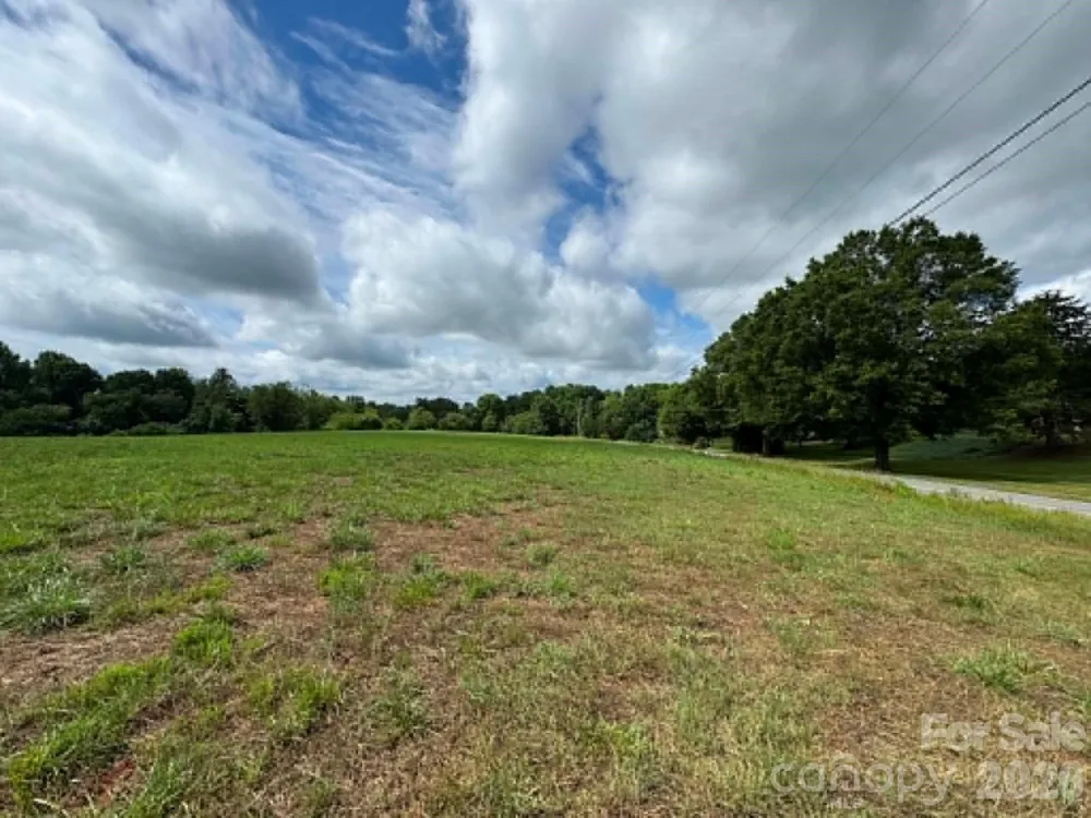 002 Poplar Springs Road Elkin, NC 28621
