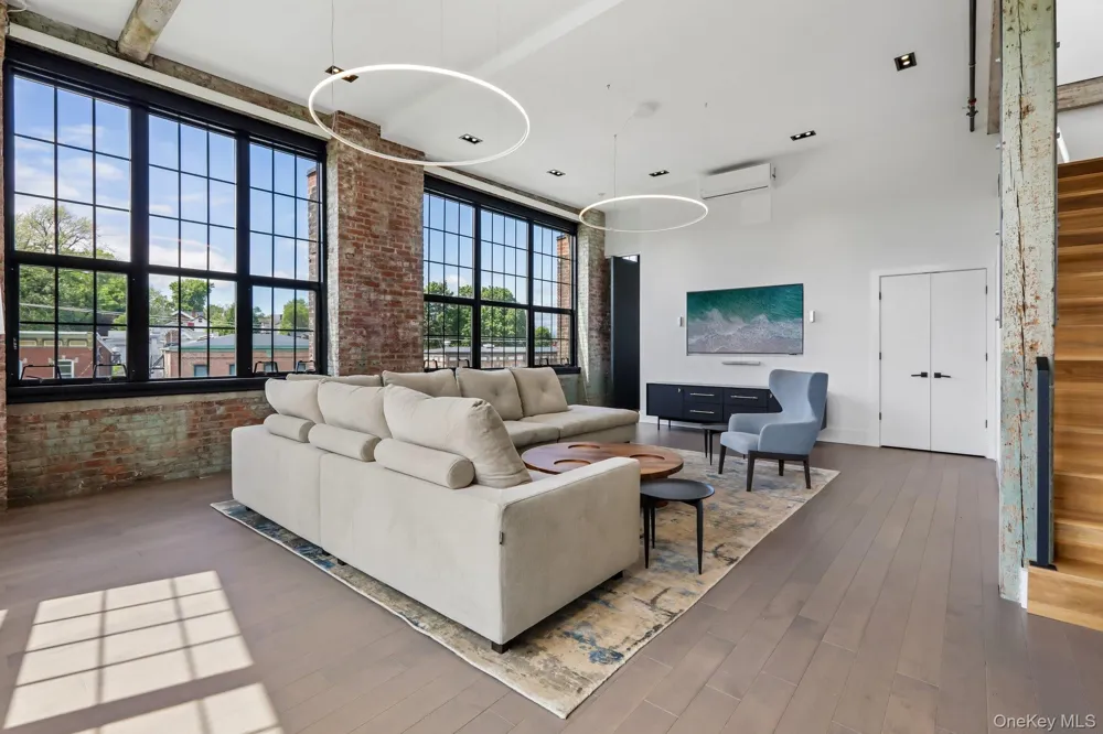 1 E Main Street #401 Beacon, NY 12508