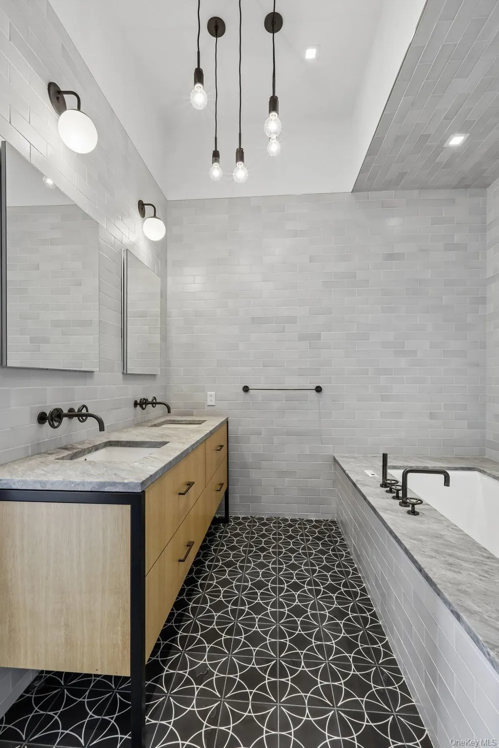 1 E Main Street #401 Beacon, NY 12508