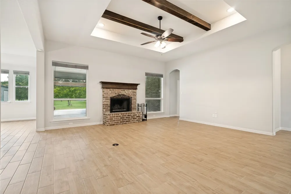1013 Finney Drive Weatherford, TX 76085
