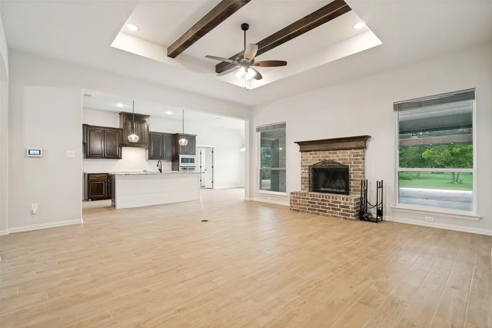 1013 Finney Drive Weatherford, TX 76085