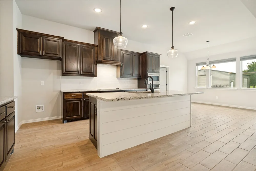 1013 Finney Drive Weatherford, TX 76085
