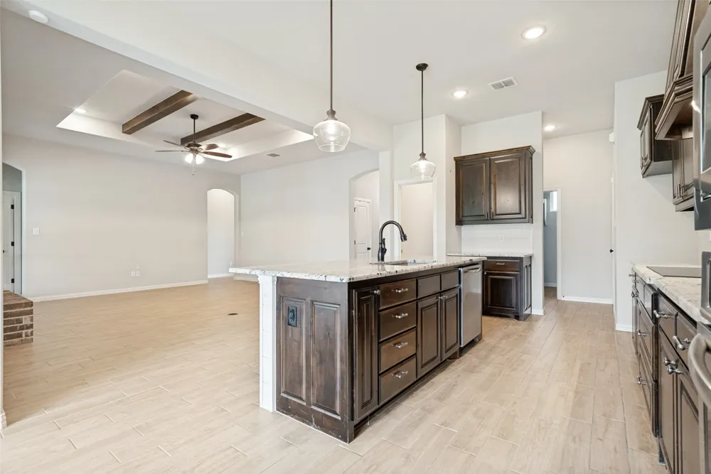 1013 Finney Drive Weatherford, TX 76085