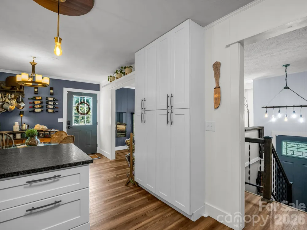 395 E Howard Street Tryon, NC 28782