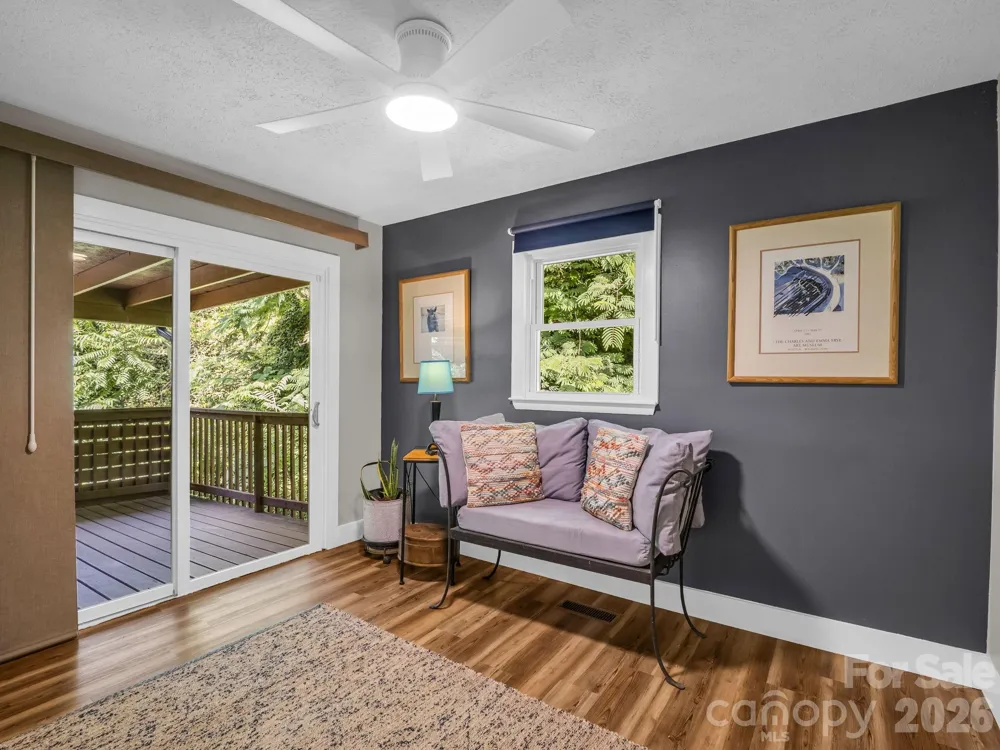 395 E Howard Street Tryon, NC 28782