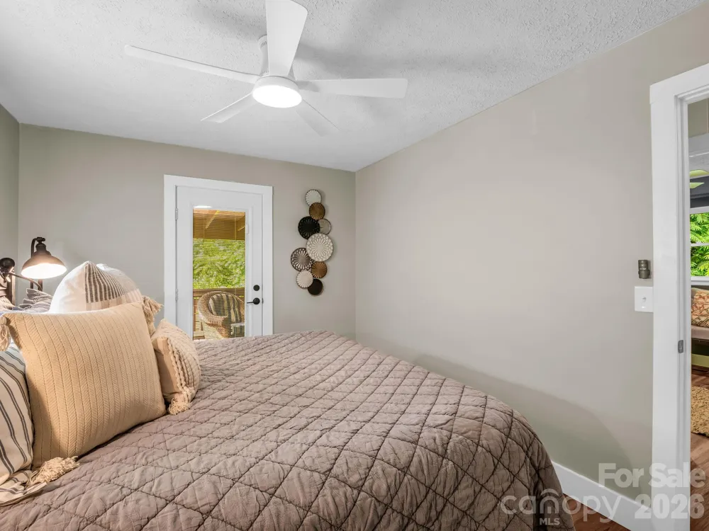 395 E Howard Street Tryon, NC 28782