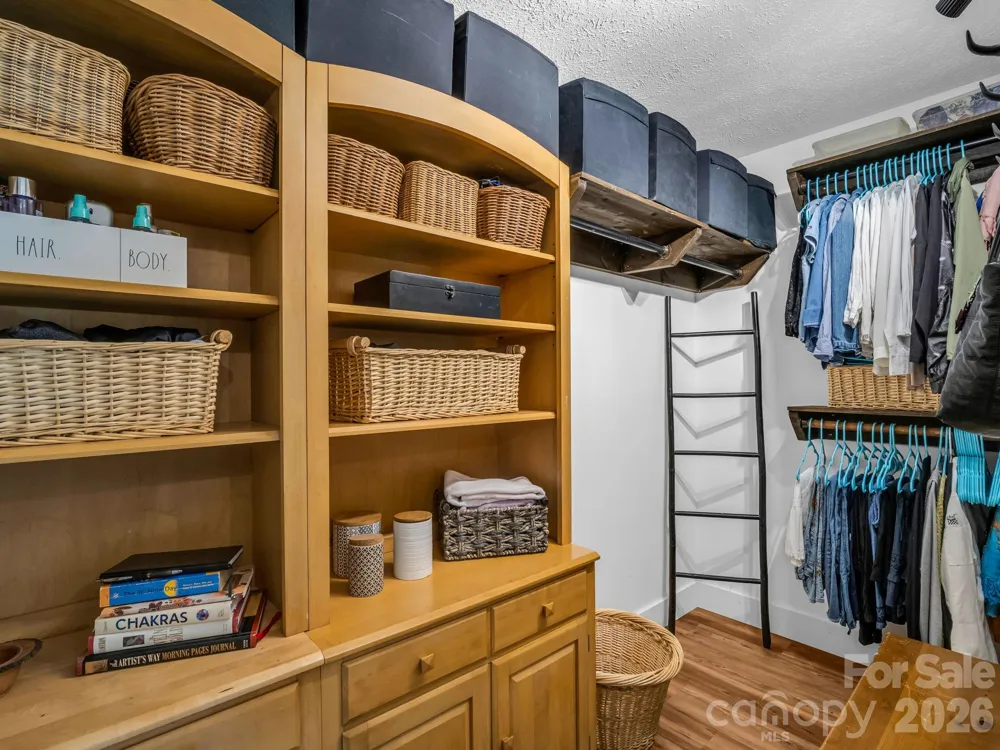 395 E Howard Street Tryon, NC 28782