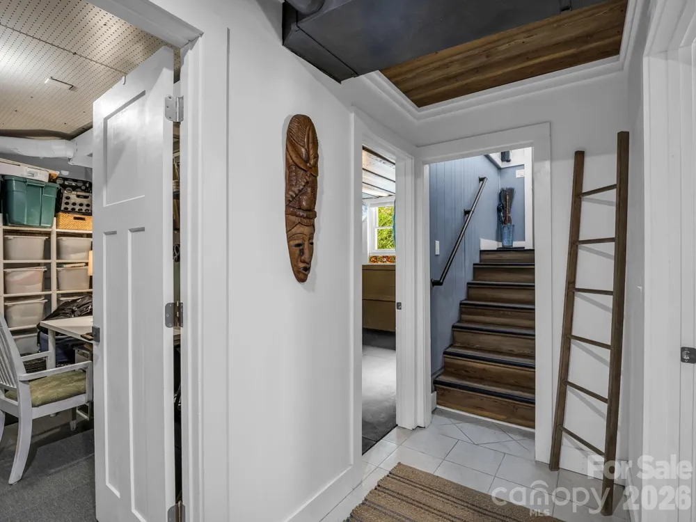 395 E Howard Street Tryon, NC 28782