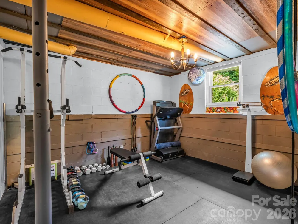 395 E Howard Street Tryon, NC 28782