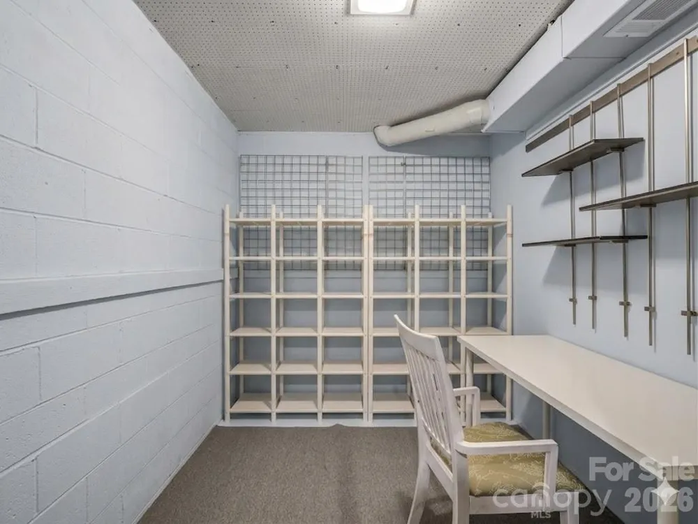 395 E Howard Street Tryon, NC 28782
