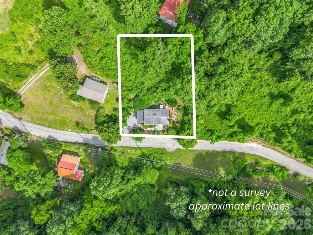 395 E Howard Street Tryon, NC 28782