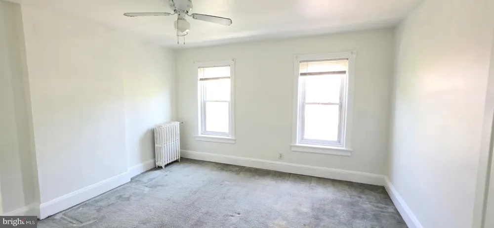 1861 CHESTNUT AVENUE Trenton, NJ 08611