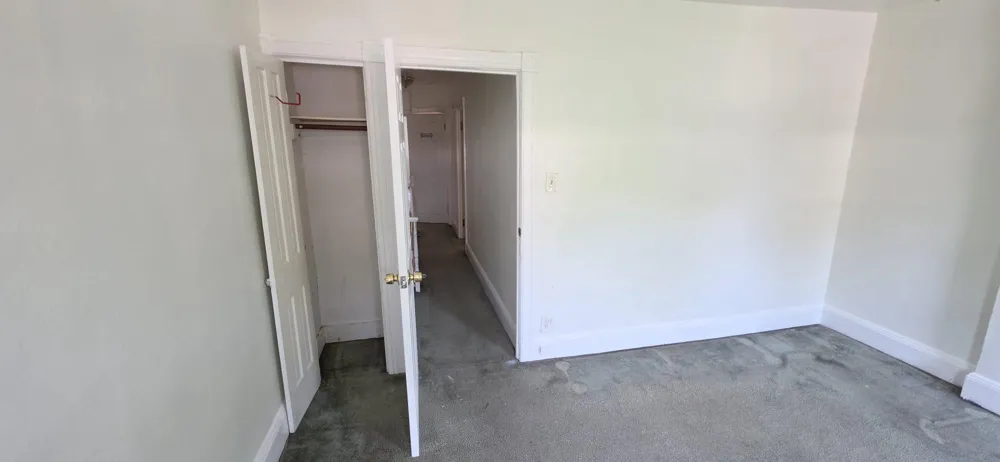 1861 CHESTNUT AVENUE Trenton, NJ 08611