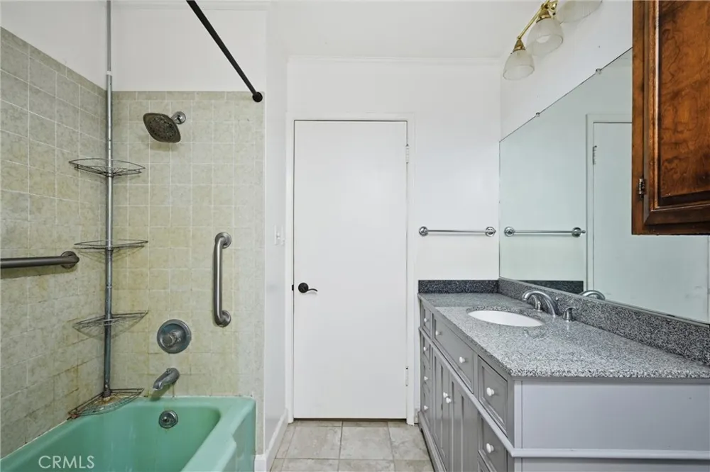 2765 Howard Lakeport, CA 95453