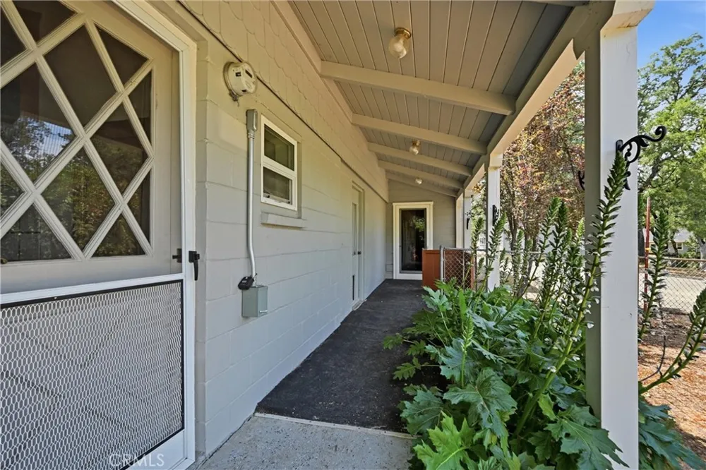 2765 Howard Lakeport, CA 95453