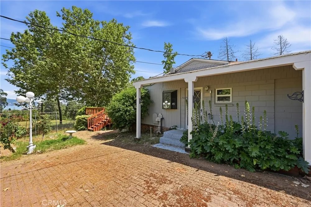 2765 Howard Lakeport, CA 95453