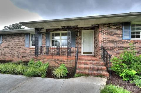 1195 Holly Springs Road